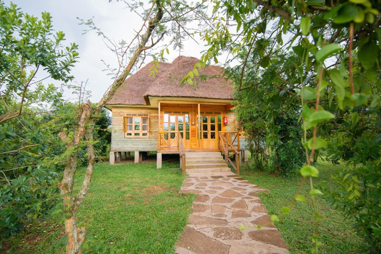 Engiri Game Lodge And Campsite Katunguru Exterior photo
